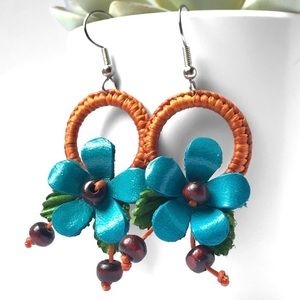 JWE140 )New! HANDMADE HANDCRAFTED GENUINE LEATHER DANGLE FLOWER EARRINGS unique